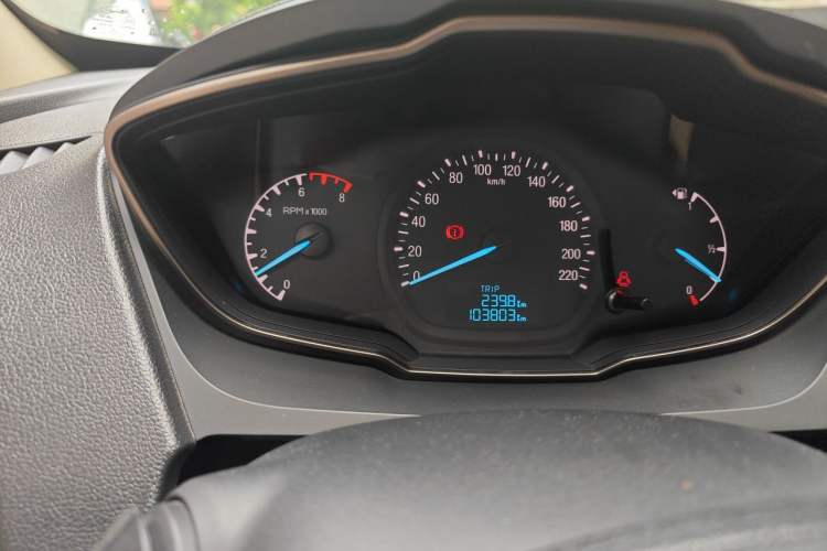 Used Ford Escort 2015 1.5L Manual Comfort Model Instrument Cluster