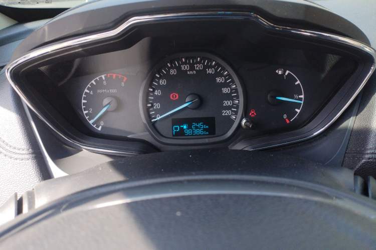 Used Ford Escort 2015 1.5L Automatic Fashion Model Instrument Cluster