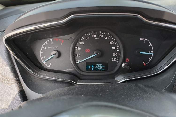 Used Ford Escort 2015 1.5L Automatic Fashion Model Instrument Cluster