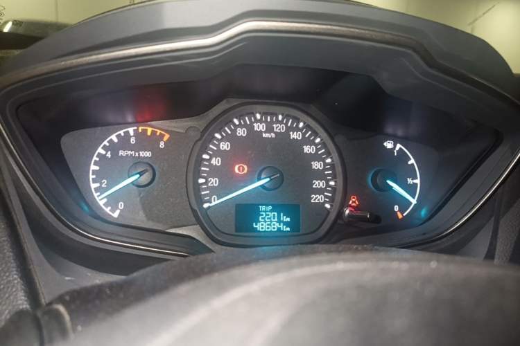 Used Ford Escort 2015 1.5L Manual Comfort Model Instrument Cluster