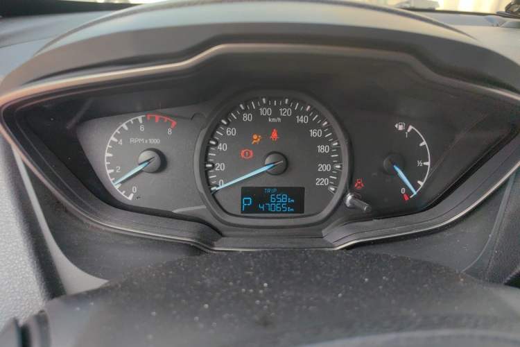 Used Ford Escort 2015 1.5L Automatic Comfort Edition Instrument Cluster