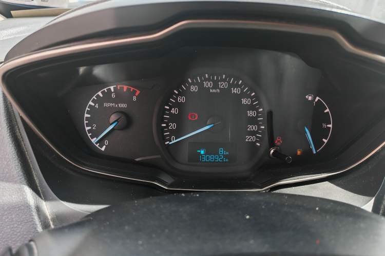 Used Ford Escort 2015 1.5L Manual Comfort Model Instrument Cluster
