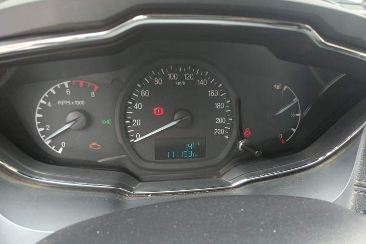 Used Ford Escort 2015 1.5L Manual Fashion Edition Instrument Cluster