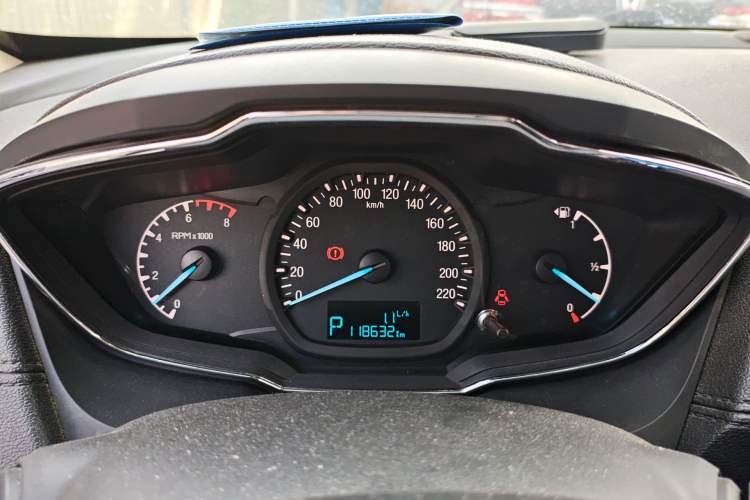 Used Ford Escort 2015 1.5L Automatic Fashion Model Instrument Cluster