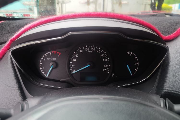 Used Ford Escort 2015 1.5L Manual Fashion Edition Instrument Cluster