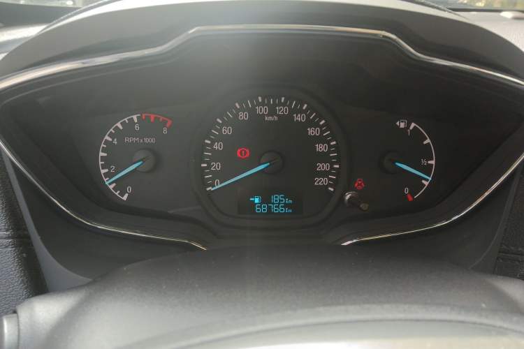 Used Ford Escort 2015 1.5L Manual Fashion Edition Instrument Cluster