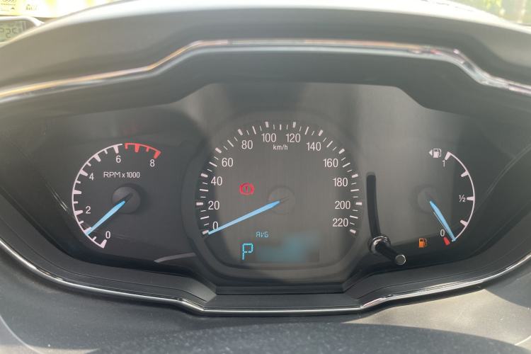 Used Ford Escort 2015 1.5L Automatic Fashion Model Instrument Cluster
