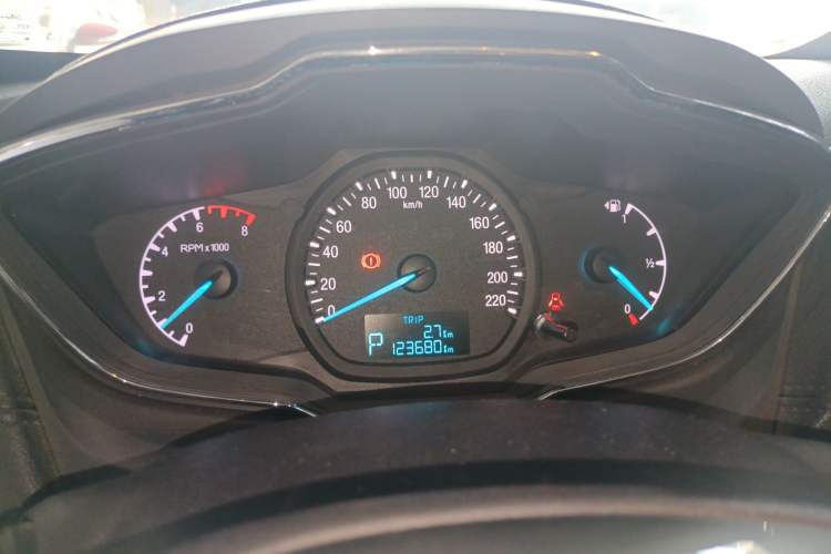 Used Ford Escort 2015 1.5L Automatic Fashion Model Instrument Cluster