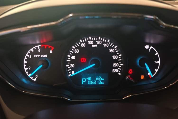 Used Ford Escort 2015 1.5L Automatic Fashion Model Instrument Cluster