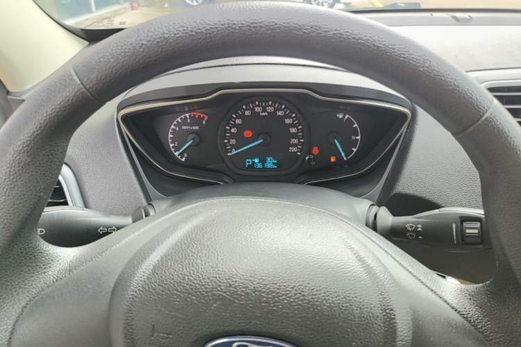 Used Ford Escort 2015 1.5L Automatic Comfort Edition Instrument Cluster