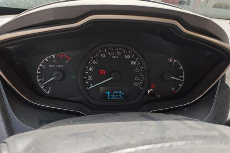 Used Ford Escort 2015 1.5L Manual Comfort Model Instrument Cluster