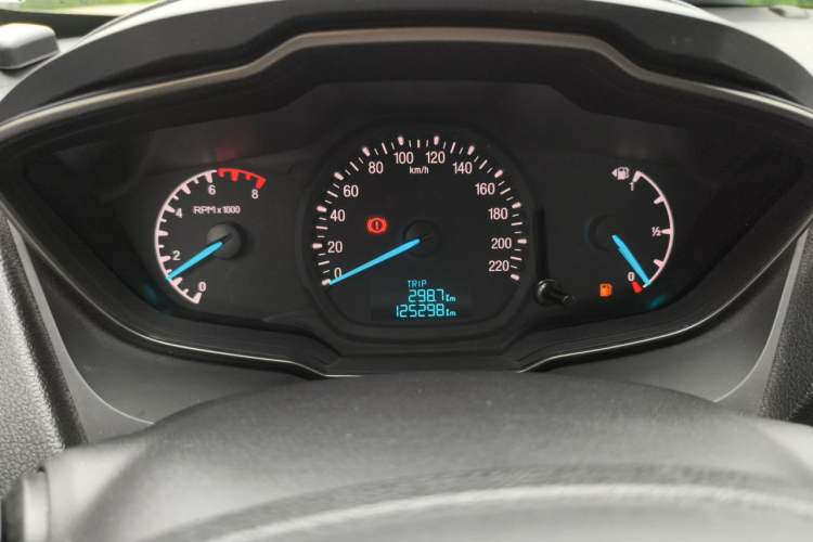 Used Ford Escort 2015 1.5L Manual Comfort Model Instrument Cluster