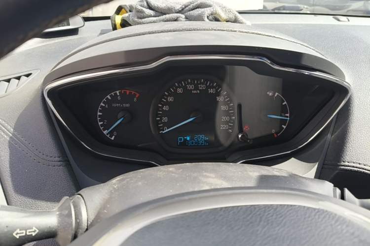Used Ford Escort 2015 1.5L Automatic Comfort Edition Instrument Cluster