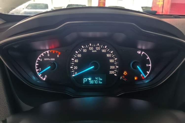 Used Ford Escort 2015 1.5L Automatic Comfort Edition Instrument Cluster