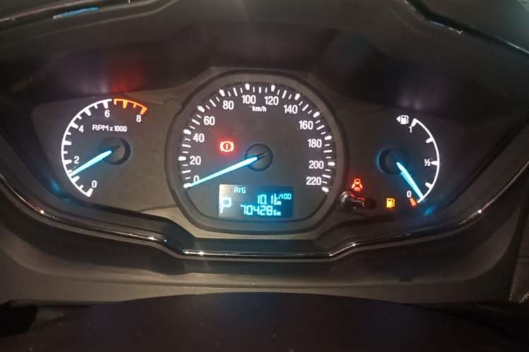 Used Ford Escort 2015 1.5L Automatic Fashion Model Instrument Cluster