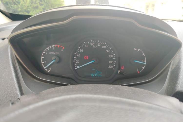 Used Ford Escort 2015 1.5L Manual Comfort Model Instrument Cluster