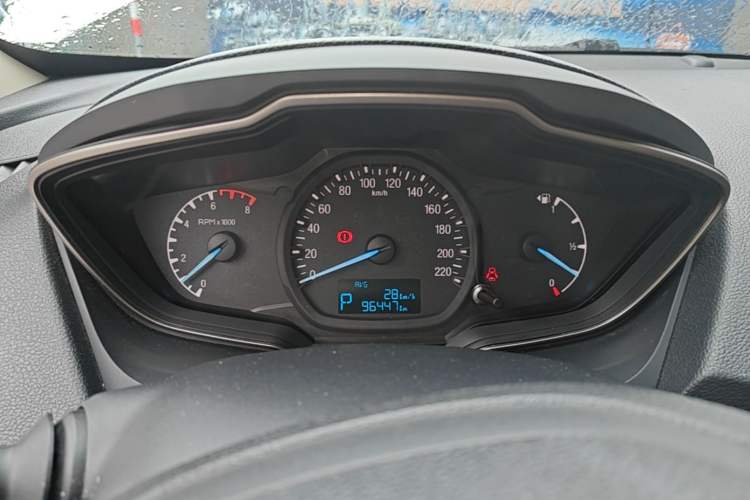 Used Ford Escort 2015 1.5L Automatic Comfort Edition Instrument Cluster