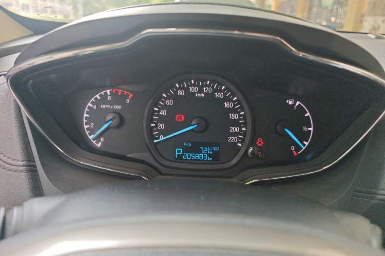Used Ford Escort 2015 1.5L Automatic Fashion Model Instrument Cluster