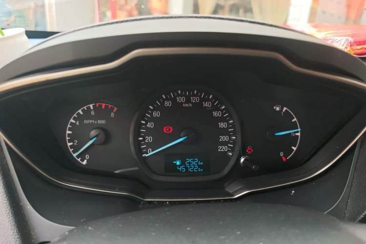 Used Ford Escort 2015 1.5L Manual Comfort Model Instrument Cluster