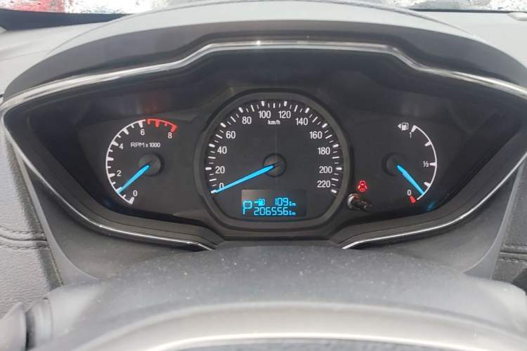 Used Ford Escort 2015 1.5L Automatic Fashion Model Instrument Cluster