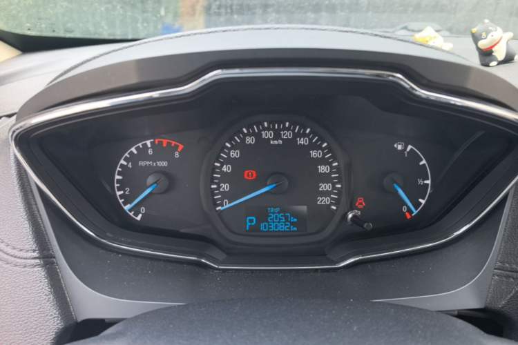 Used Ford Escort 2015 1.5L Automatic Fashion Model Instrument Cluster