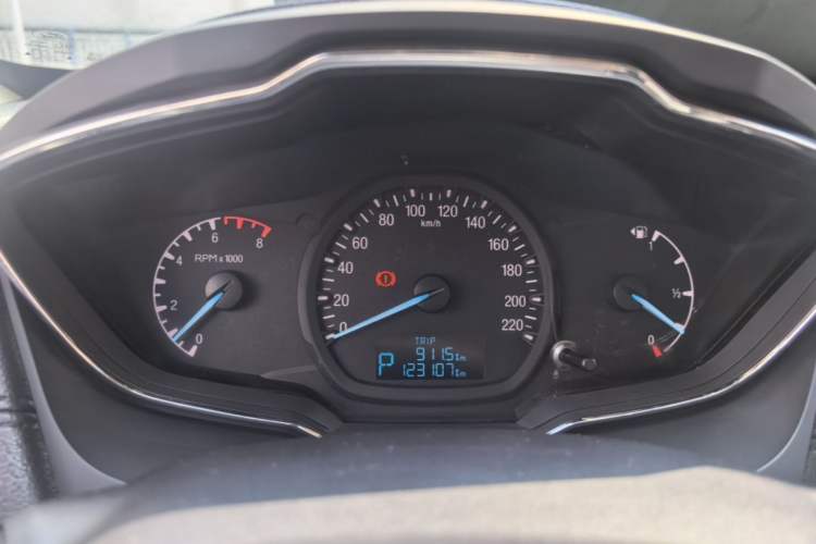 Used Ford Escort 2015 1.5L Automatic Fashion Model Instrument Cluster