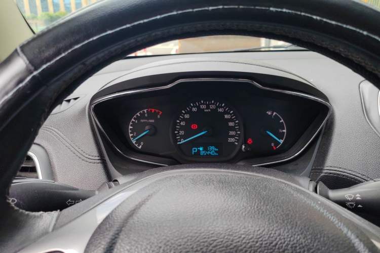 Used Ford Escort 2015 1.5L Automatic Fashion Model Instrument Cluster