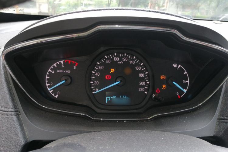Used Ford Escort 2015 1.5L Automatic Fashion Model Instrument Cluster