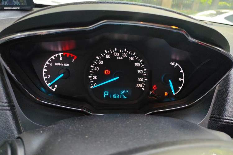 Used Ford Escort 2015 1.5L Automatic Fashion Model Instrument Cluster