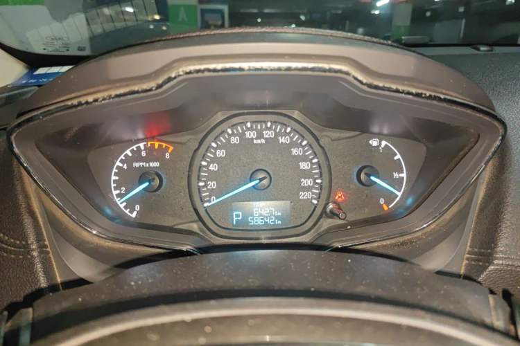 Used Ford Escort 2015 1.5L Automatic Fashion Model Instrument Cluster