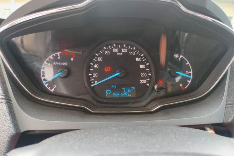 Used Ford Escort 2015 1.5L Automatic Fashion Model Instrument Cluster