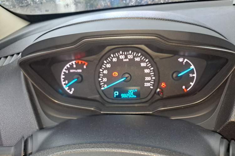 Used Ford Escort 2015 1.5L Automatic Comfort Edition Instrument Cluster