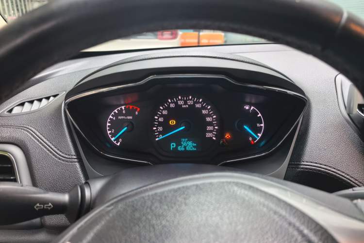 Used Ford Escort 2015 1.5L Automatic Fashion Model Instrument Cluster