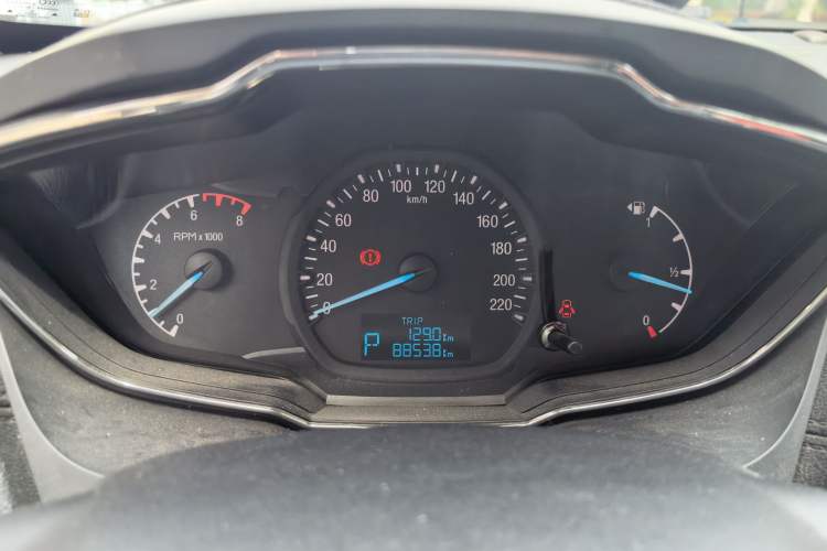 Used Ford Escort 2015 1.5L Automatic Fashion Model Instrument Cluster