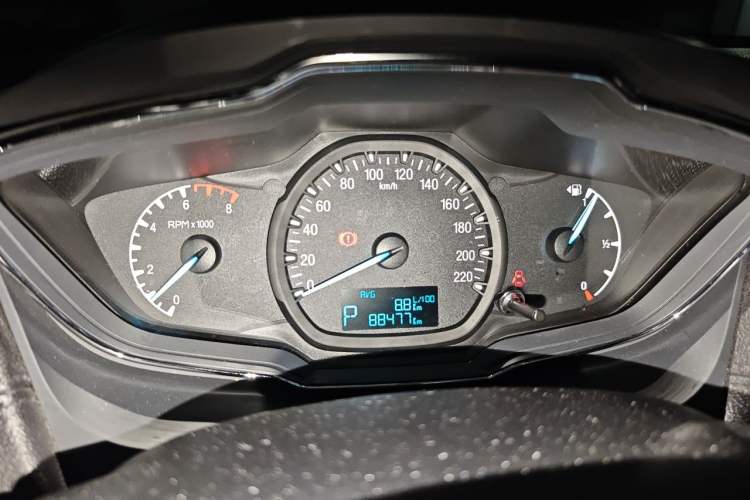 Used Ford Escort 2015 1.5L Automatic Fashion Model Instrument Cluster