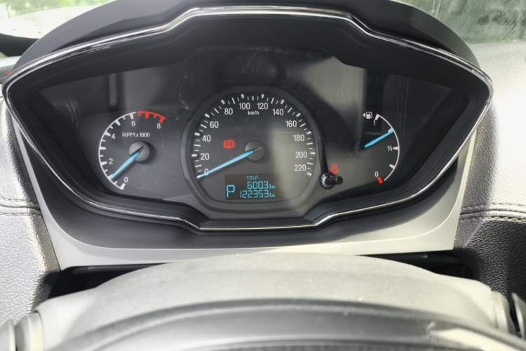 Used Ford Escort 2015 1.5L Automatic Fashion Model Instrument Cluster