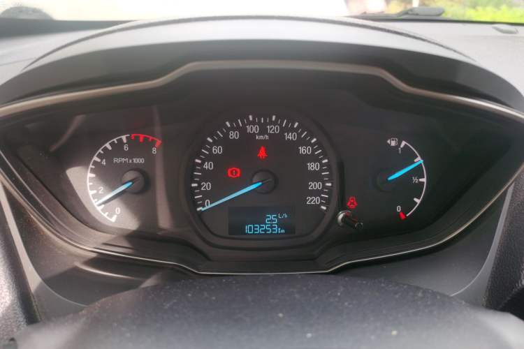 Used Ford Escort 2015 1.5L Manual Comfort Model Instrument Cluster