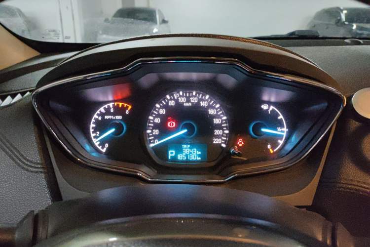 Used Ford Escort 2015 1.5L Automatic Fashion Model Instrument Cluster