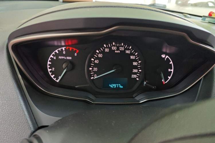Used Ford Escort 2015 1.5L Automatic Comfort Edition Instrument Cluster