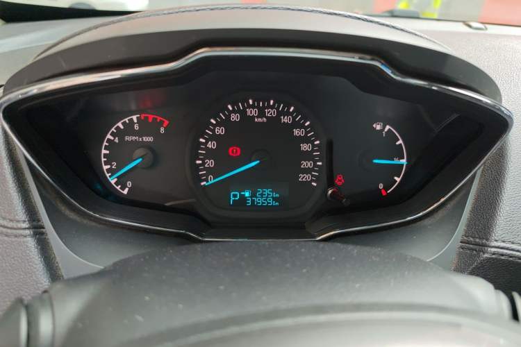 Used Ford Escort 2015 1.5L Automatic Fashion Model Instrument Cluster
