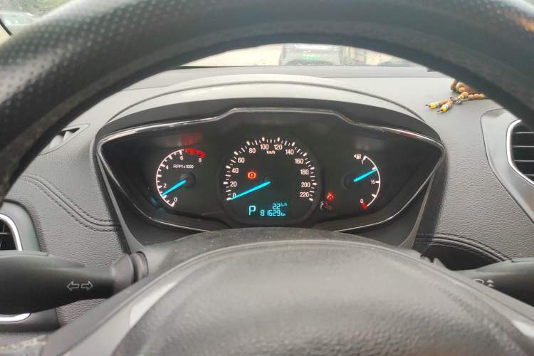 Used Ford Escort 2015 1.5L Automatic Fashion Model Instrument Cluster