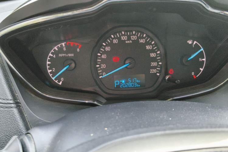Used Ford Escort 2015 1.5L Automatic Fashion Model Instrument Cluster