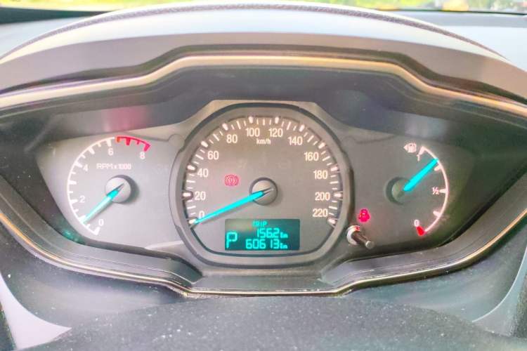 Used Ford Escort 2015 1.5L Automatic Comfort Edition Instrument Cluster
