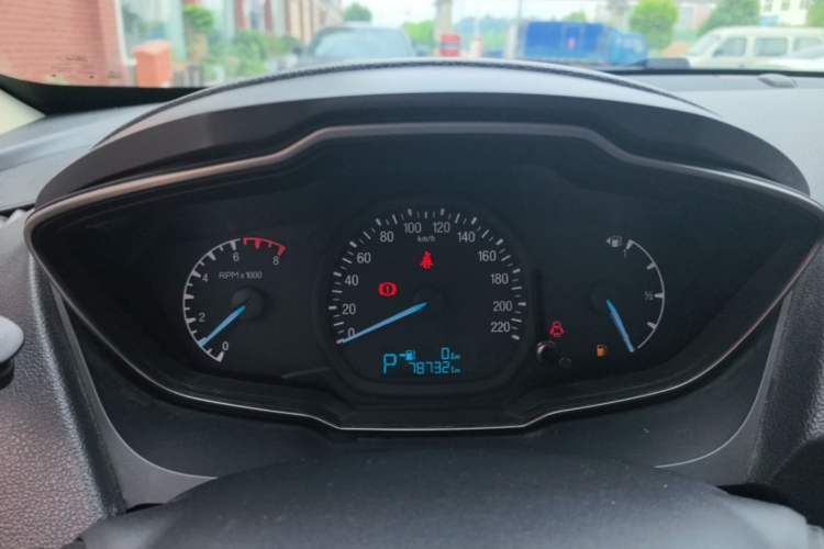 Used Ford Escort 2015 1.5L Automatic Comfort Edition Instrument Cluster