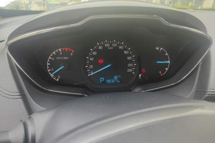 Used Ford Escort 2015 1.5L Automatic Fashion Model Instrument Cluster