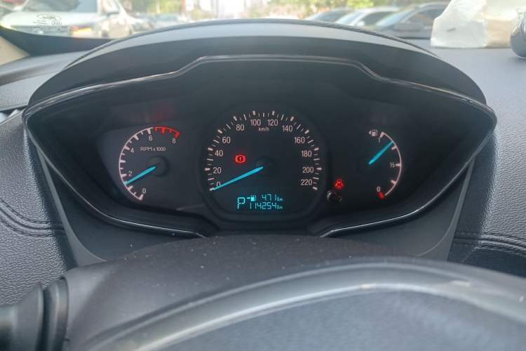 Used Ford Escort 2015 1.5L Automatic Fashion Model Instrument Cluster