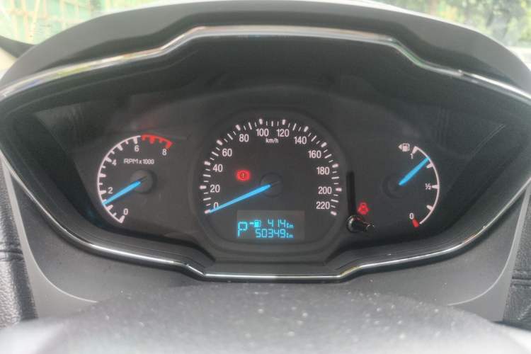 Used Ford Escort 2015 1.5L Automatic Fashion Model Instrument Cluster