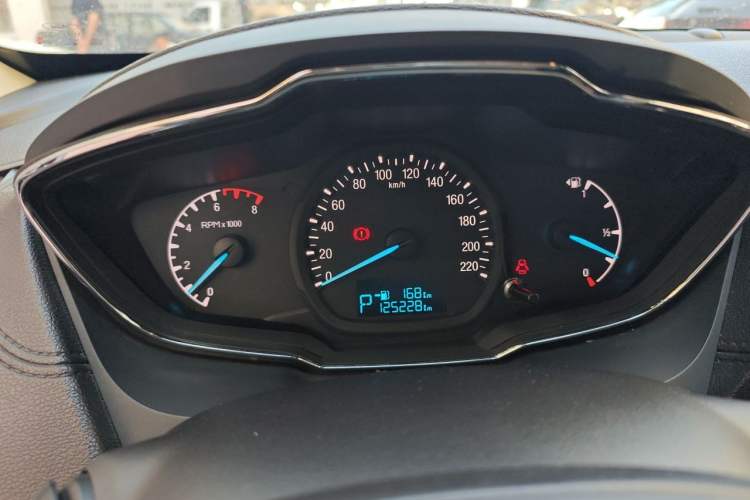 Used Ford Escort 2015 1.5L Automatic Fashion Model Instrument Cluster