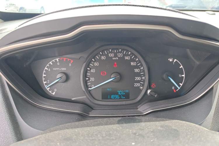 Used Ford Escort 2015 1.5L Manual Comfort Model Instrument Cluster