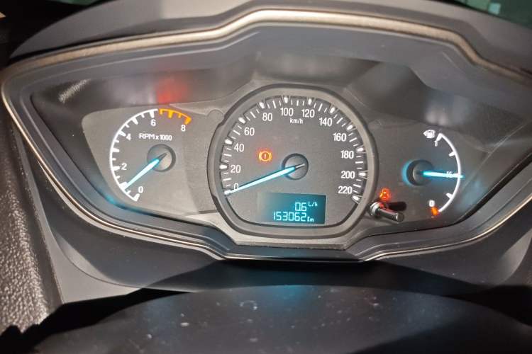 Used Ford Escort 2015 1.5L Manual Comfort Model Instrument Cluster